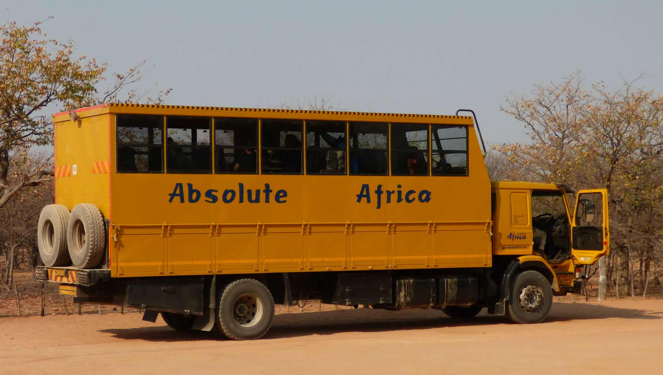 african safari budget travel