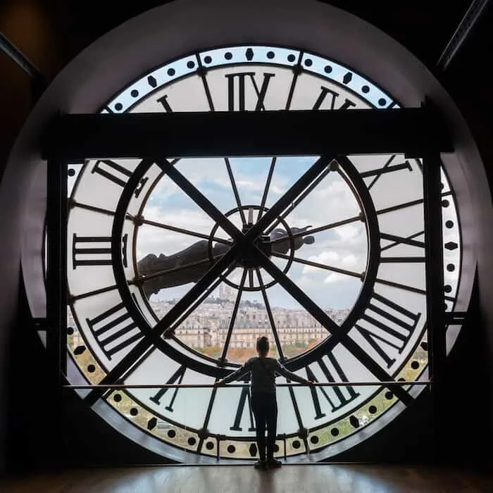 Huge clock face in Musee d'Orsay