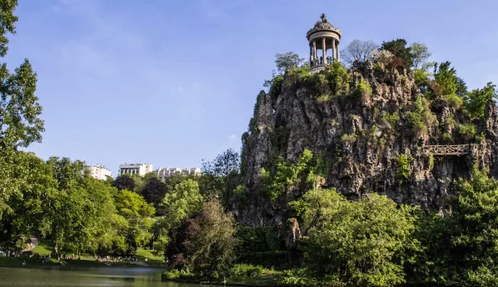 Paris Guide - What to do in Paris - Parc des Buttes-Chaumont