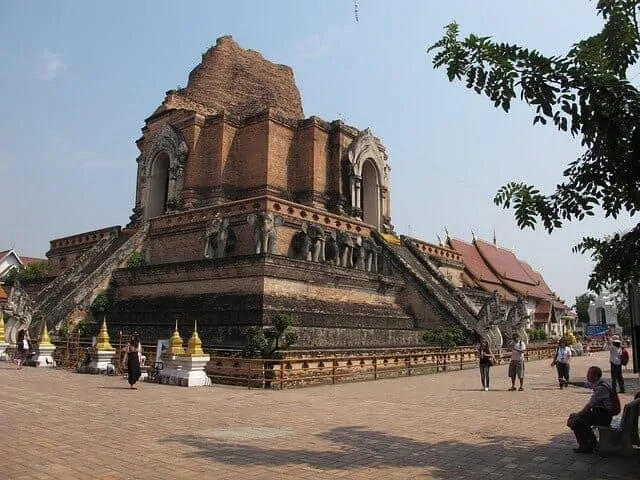 wat chedi luang