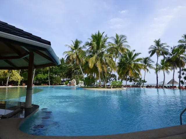 Resort Pool & Swim Up Bar