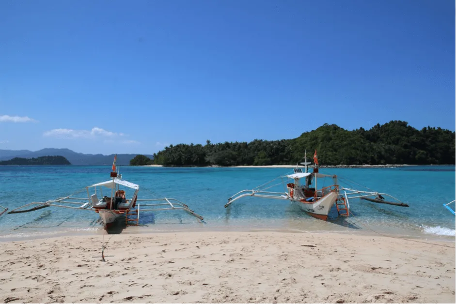 Top things to do in Palawan - take a Palawan Island Tour