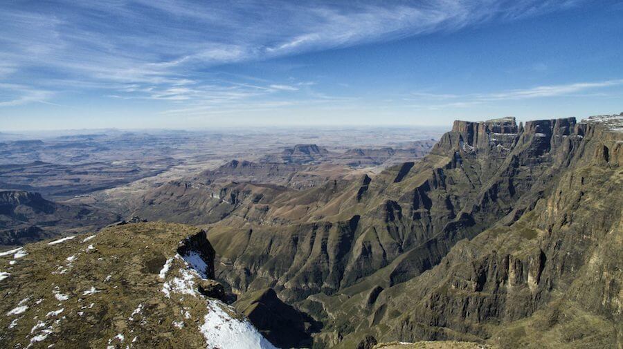 Places to visit in South Africa - The Drakensberg Mountains