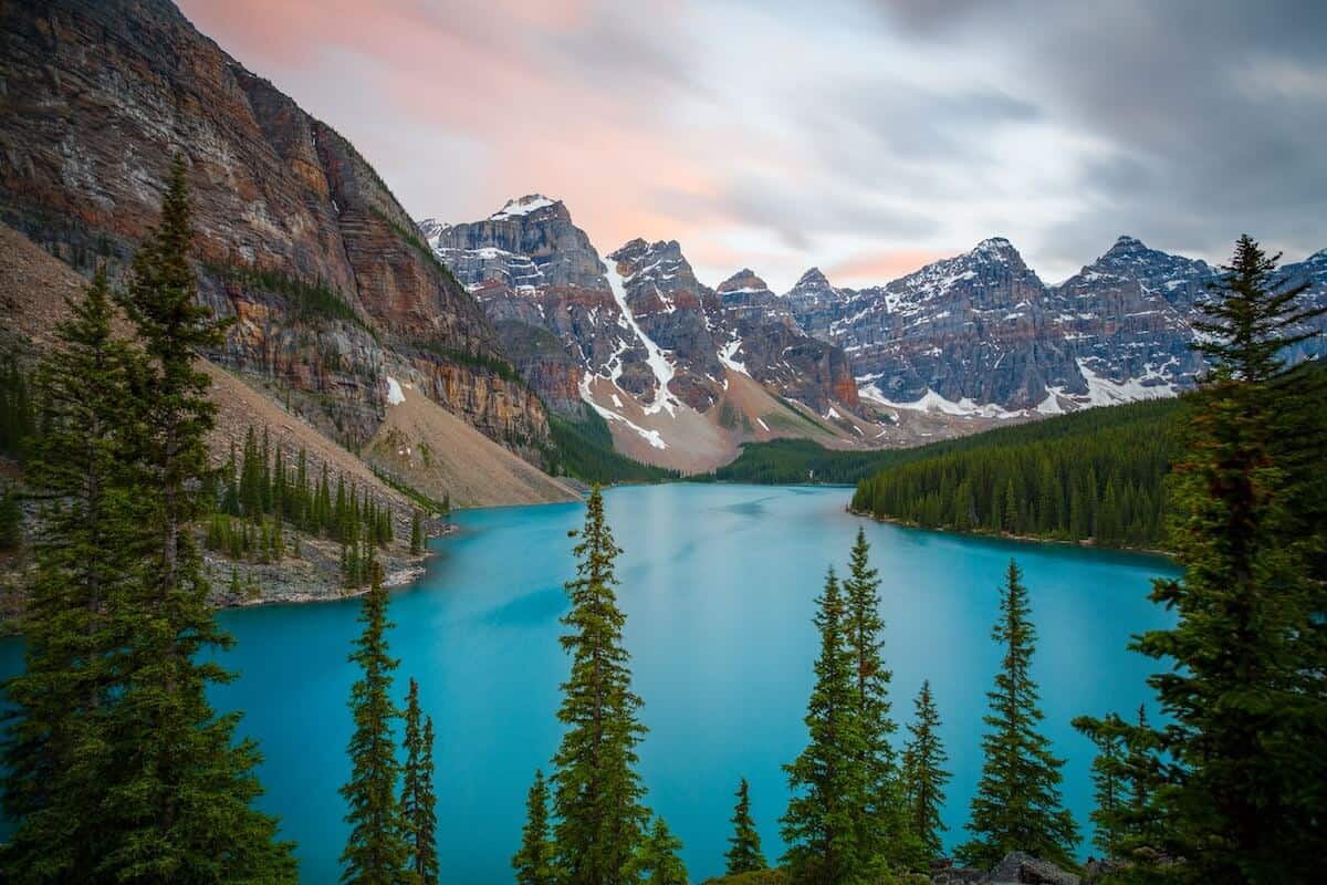 10 Amazing Things To Do Places To Visit in Alberta Canada