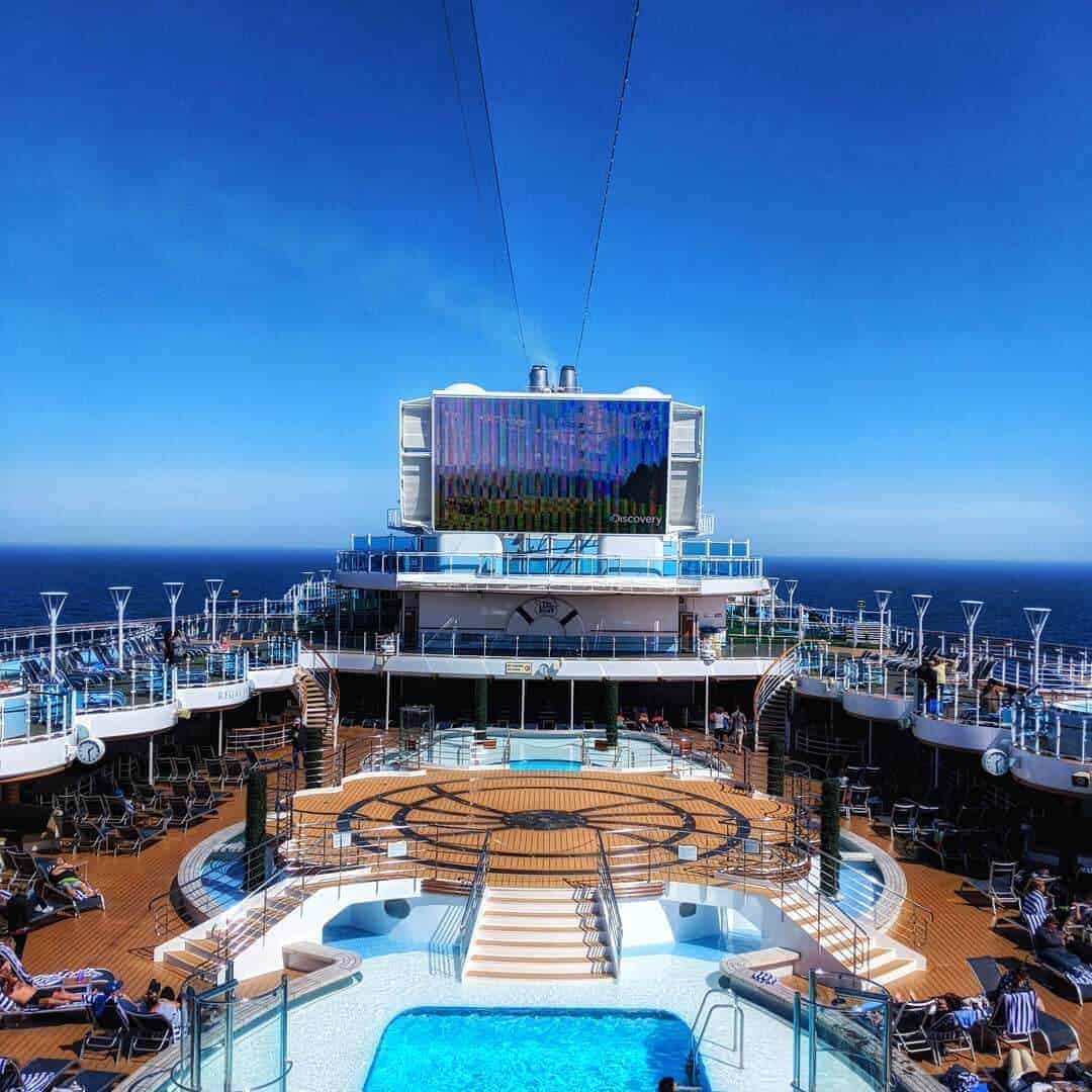 Regal Princess Lido Deck