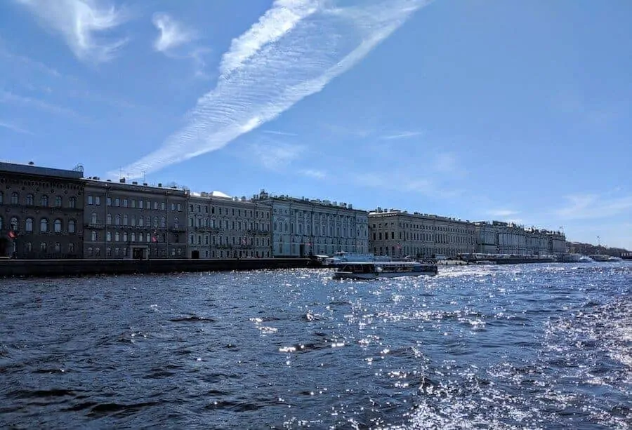 Palace Embankment St Petersburg (c) MakeTimeToSeeTheWorld