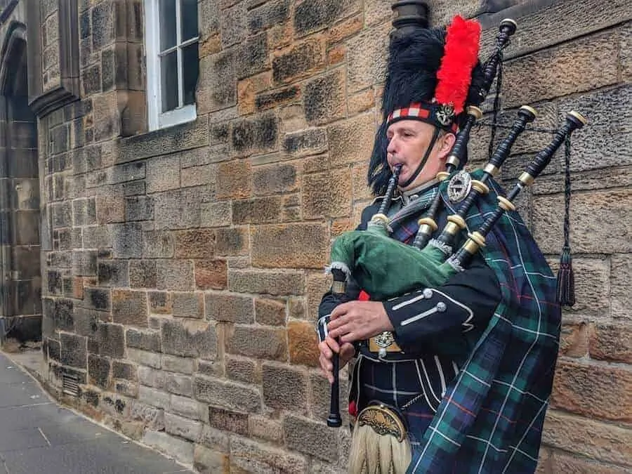 Bagpiper at Edinburgh Festivals