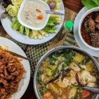 cropped-Local-Thai-Feast-c-MakeTimeToSeeTheWorld.jpg