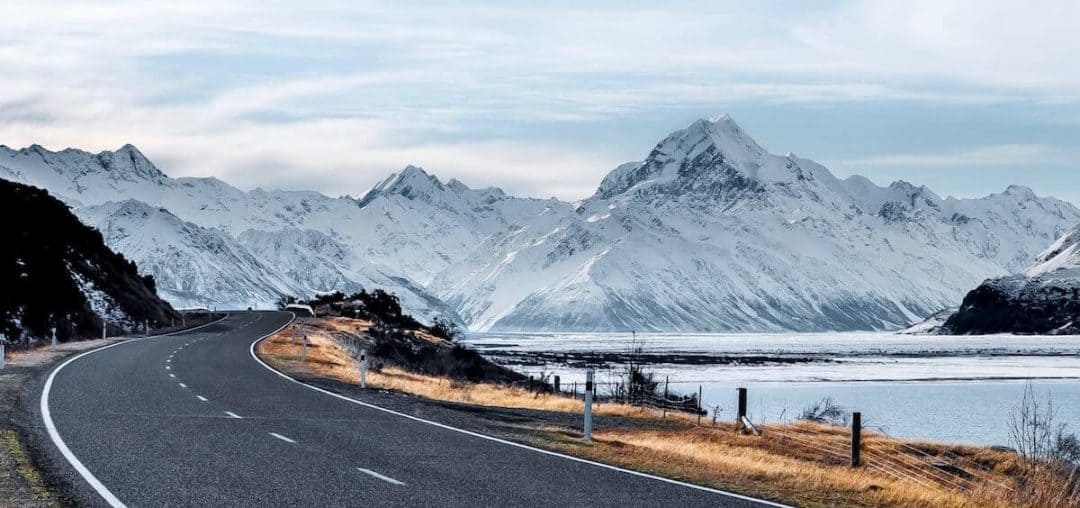 8 INCREDIBLE New Zealand Road Trip Itineraries (+ Travel Tips!)