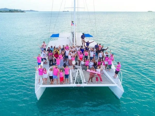 Hire a sail boat in Antigua