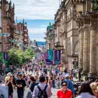 Cover Photo of a busy buchannan street in Glasgow for the Top Things to do in Glasgow inc Day Trips from Glasgow