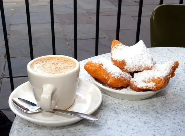 Beignets & Cafe au lait