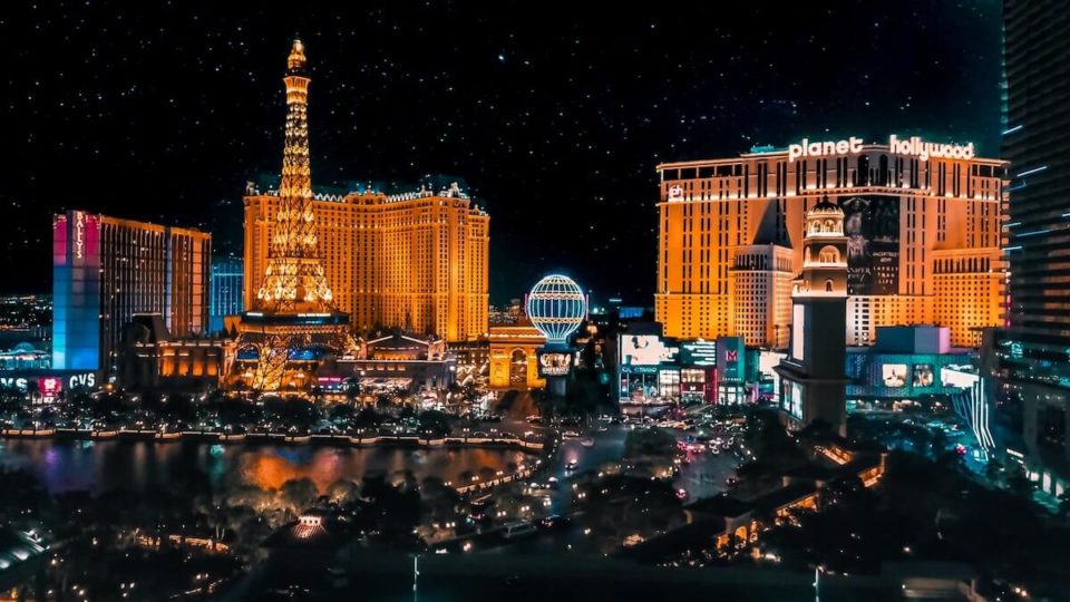 35+ ESSENTIAL Las Vegas Tips To Know Before You Go [in 2024]