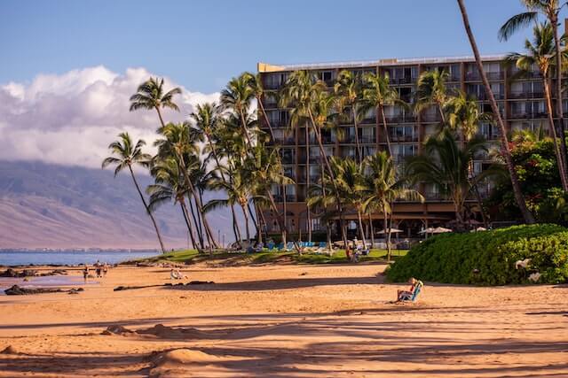 Maui Beachfront Hotel