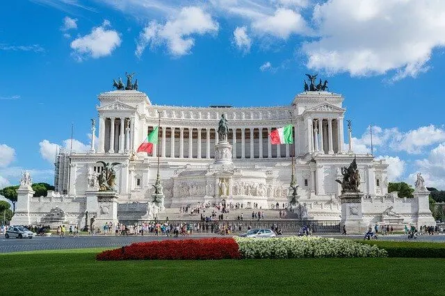 View standing in front of The Altar of The Fatherland aka Victor Emmanuelle Monument in Rome.jpg
