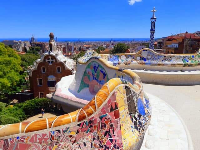 Colourful mosaic rooftop viewing platform in Park Guell