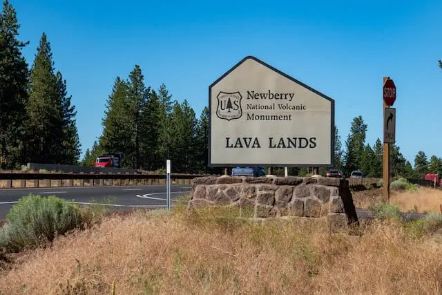 Welcome sign at Newberry National Volcanic Monument Park