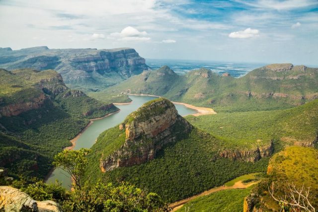 Best Time To Visit South Africa (Weather, Safaris & More)