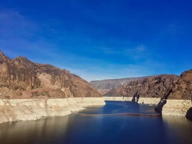 Lake Mead between Rocky peaks