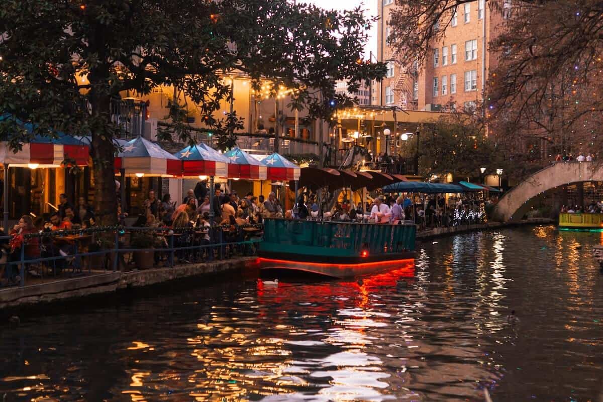 15+ FUN Things to Do in San Antonio (For FirstTime Visitors)