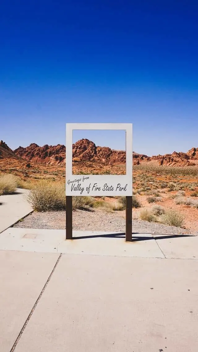 Polaroid viewing window in front of Valley of Fire State Park