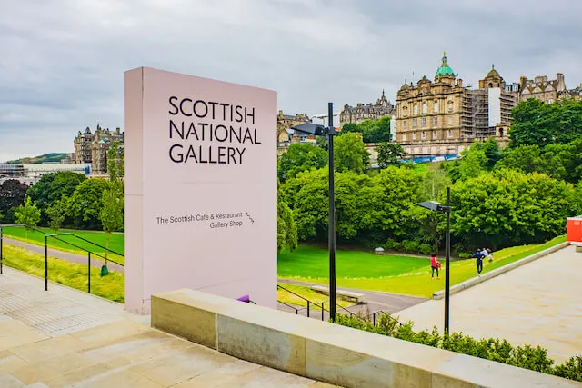 Scottish National Gallery entrance sign