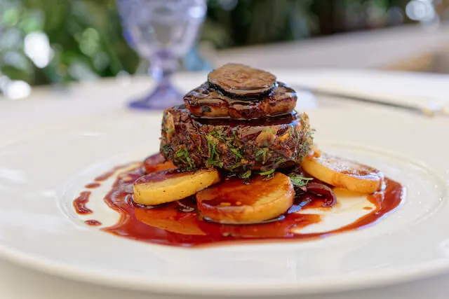 Chateaubriand steak with foie gras and truffle, French dish