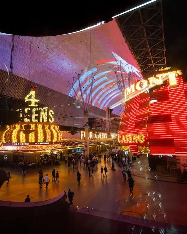 4 Queens Casino on Fremont Street