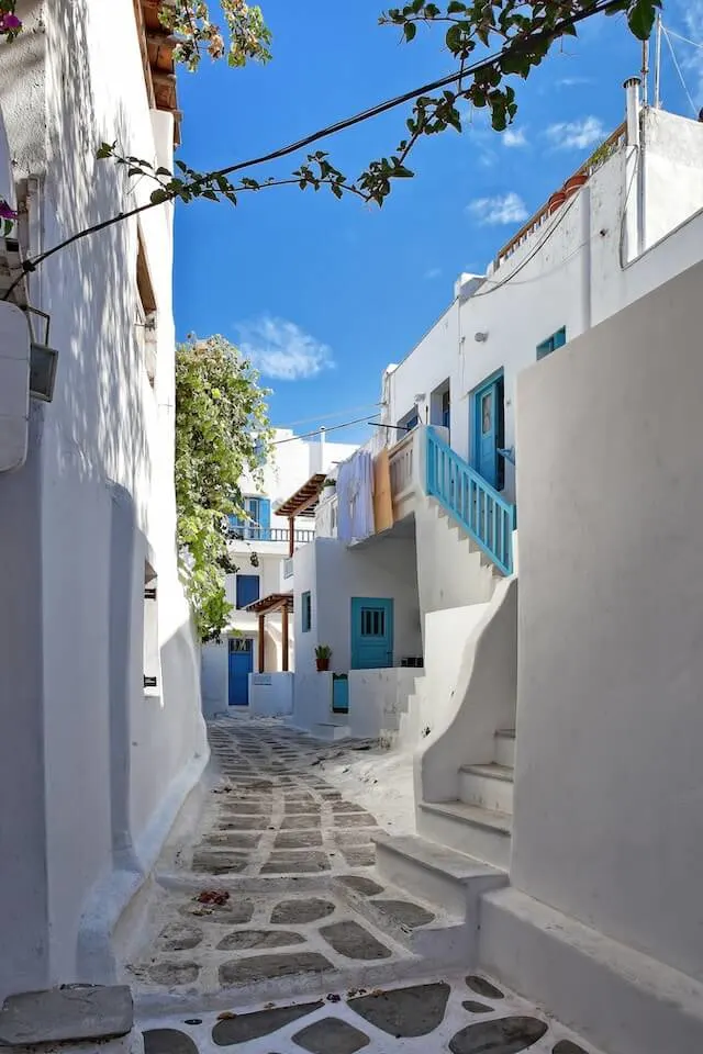 Narrow cobbled streets of Mykonos