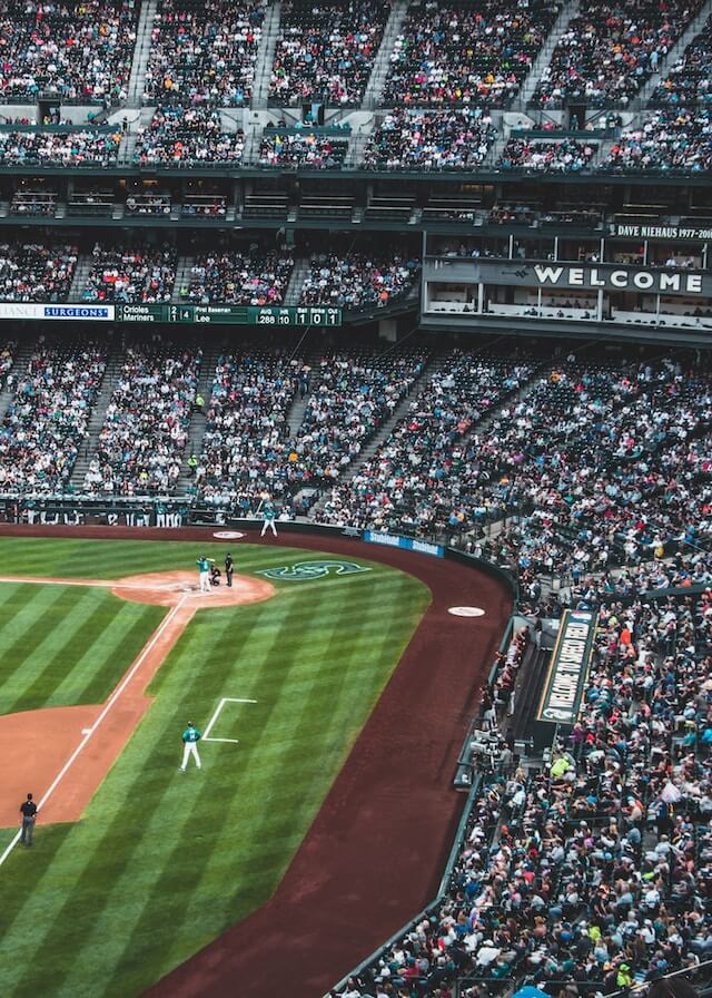 Safeco Field Stadium, Packed stands above a game of Baseball